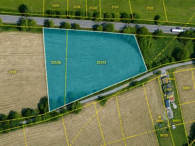 Prodej pozemku 8002 m²