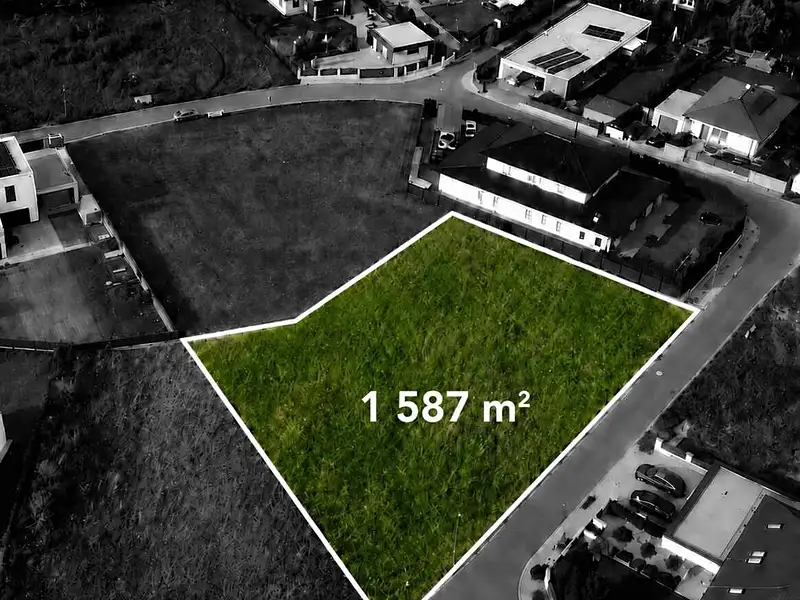 Prodej stavebního pozemku 1587 m², Karlovy Vary – náhled fotky 2