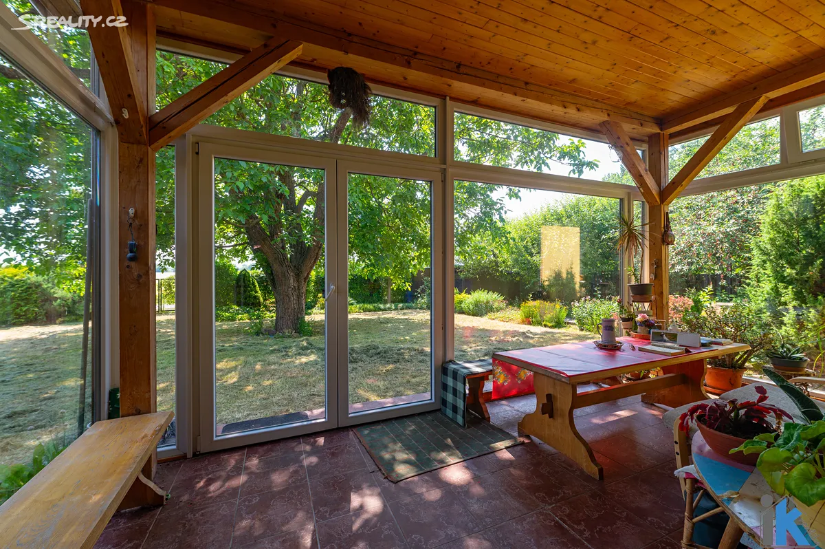 Prodej rodinného domu 111 m², pozemek 1052 m² – pohled 3