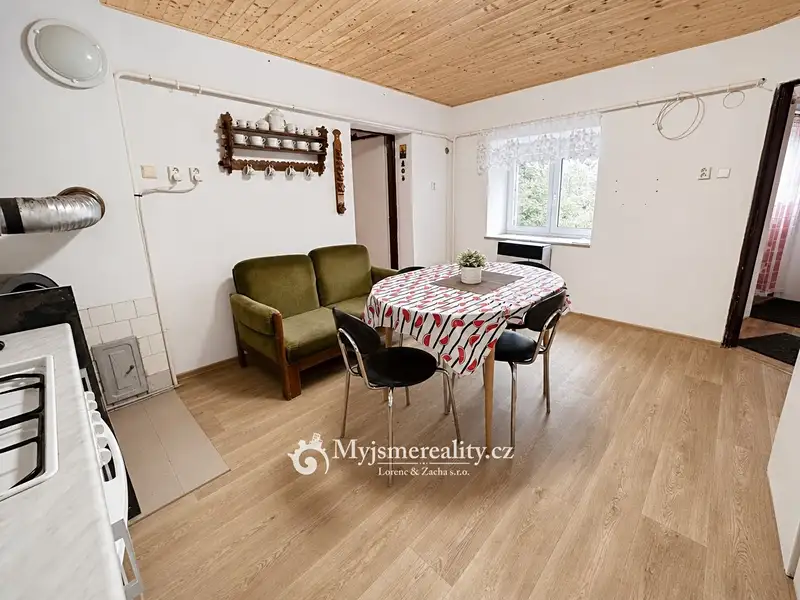 Prodej chalupy 115 m², pozemek 479 m², Křepice – náhled fotky 2