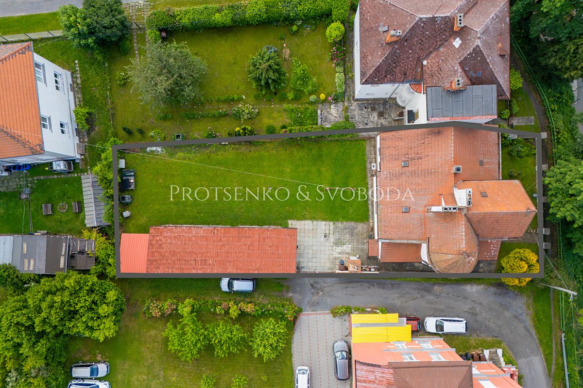 Prodej vily 219 m², pozemek 729 m² – fotografie 2