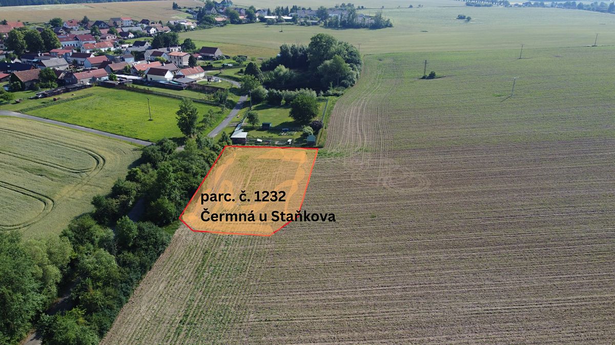 Prodej stavebního pozemku 2049 m² – fotografie 2