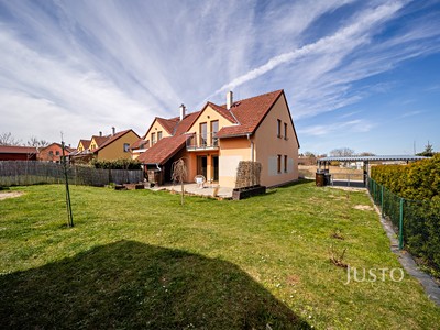 Prodej  rodinného domu 141 m², pozemek 385 m²