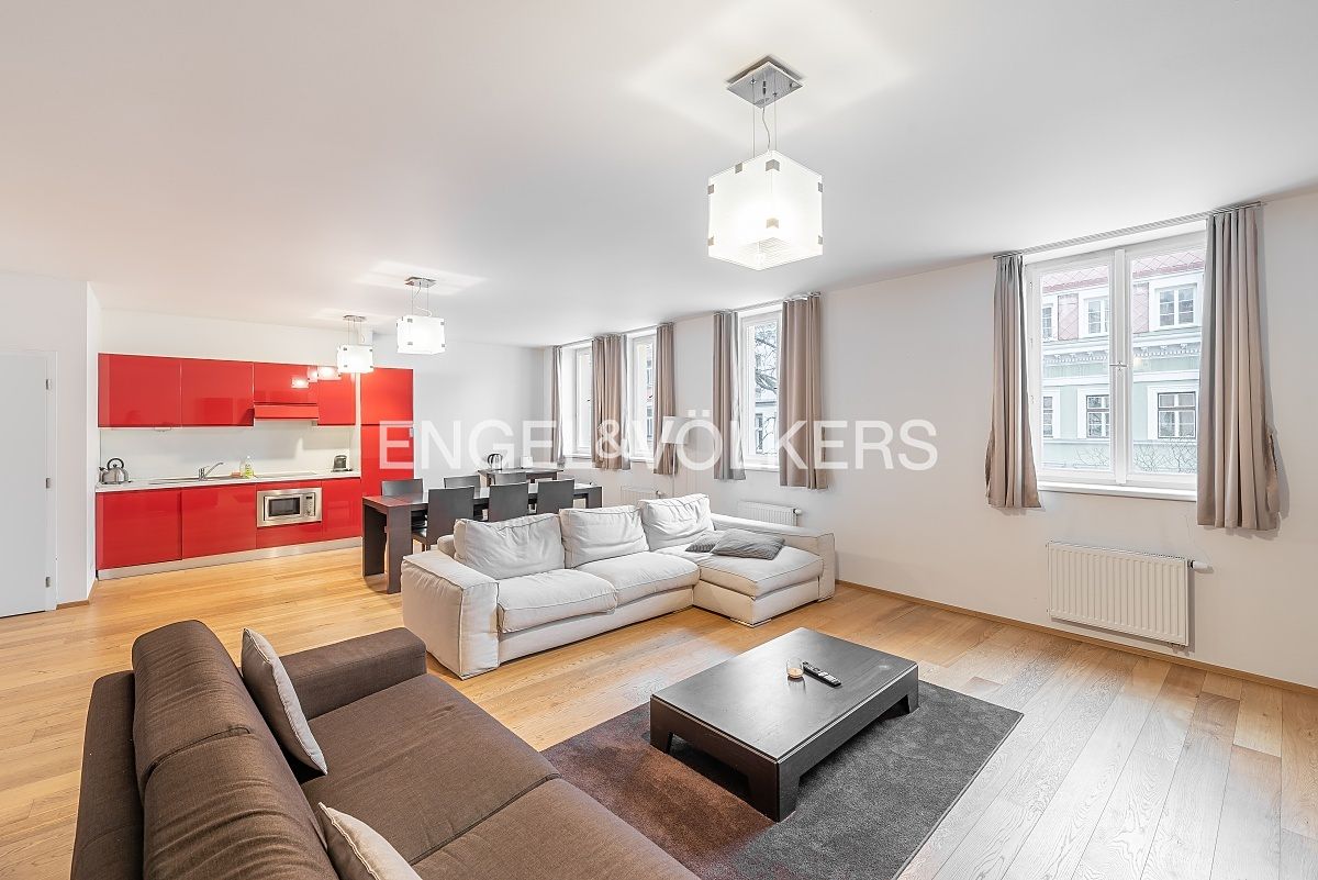 Pronájem bytu 3+kk 94 m²
