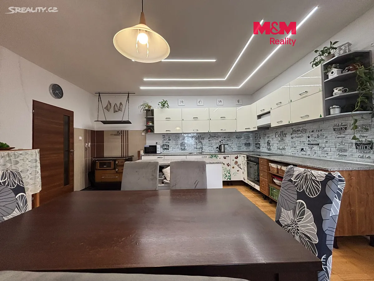 Prodej chalupy 210 m², pozemek 598 m², Výsluní