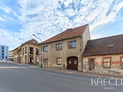 Prodej  rodinného domu 250 m², pozemek 223 m²