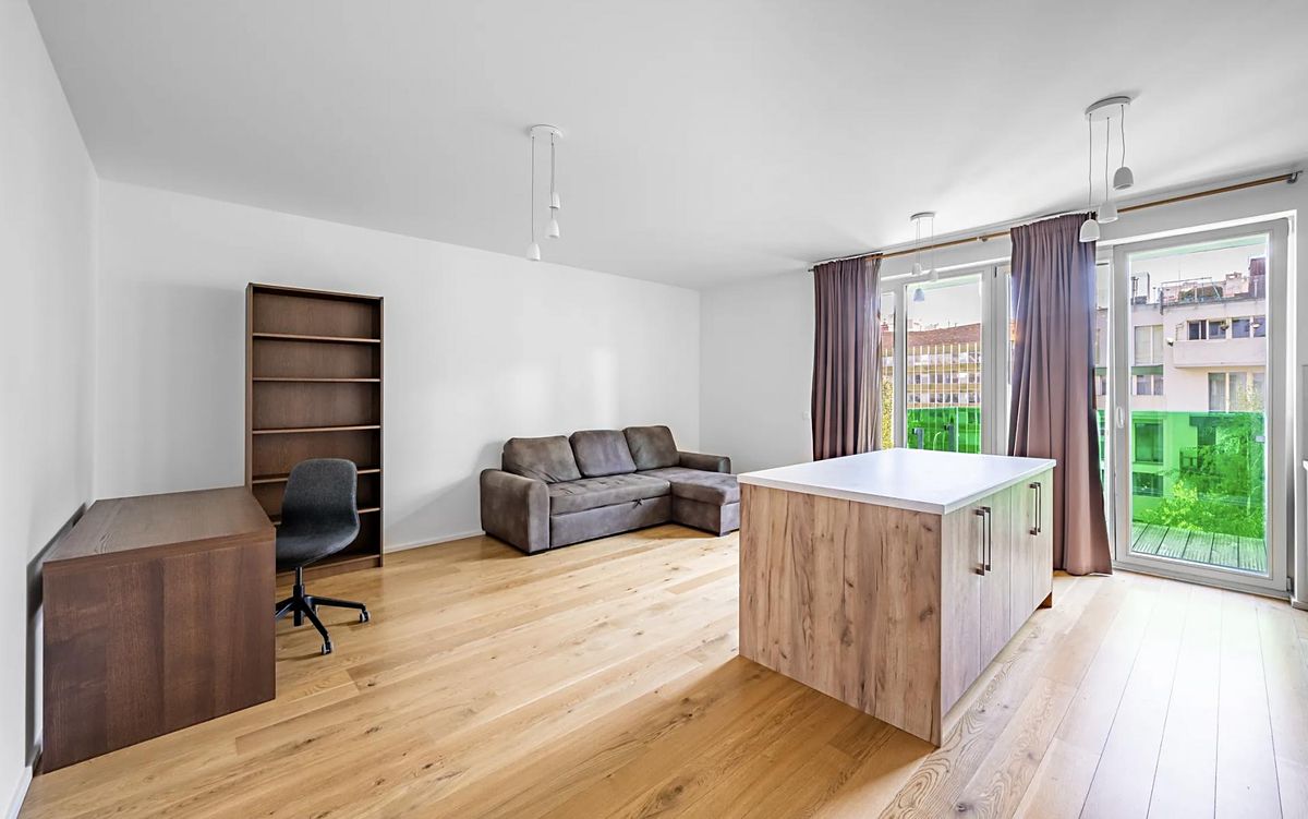 Pronájem bytu 2+kk 61 m²
