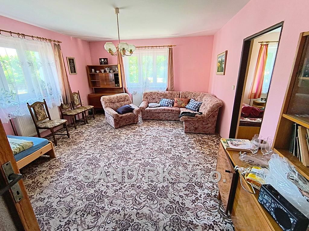 Prodej rodinného domu 196 m², pozemek 2016 m² – fotografie 5