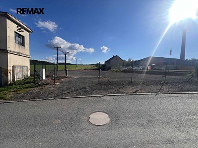 Pronájem  komerčního pozemku 1 100 m²
