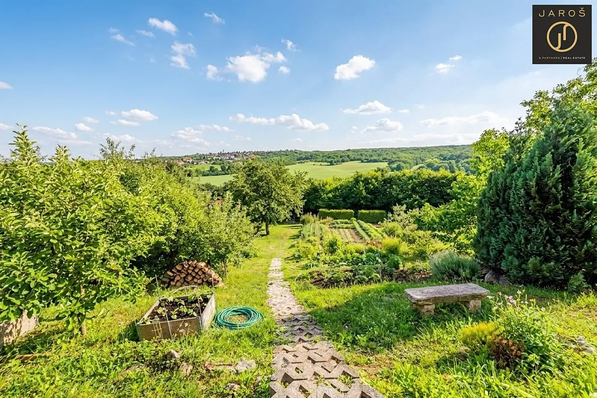 Prodej zahrady 732 m²