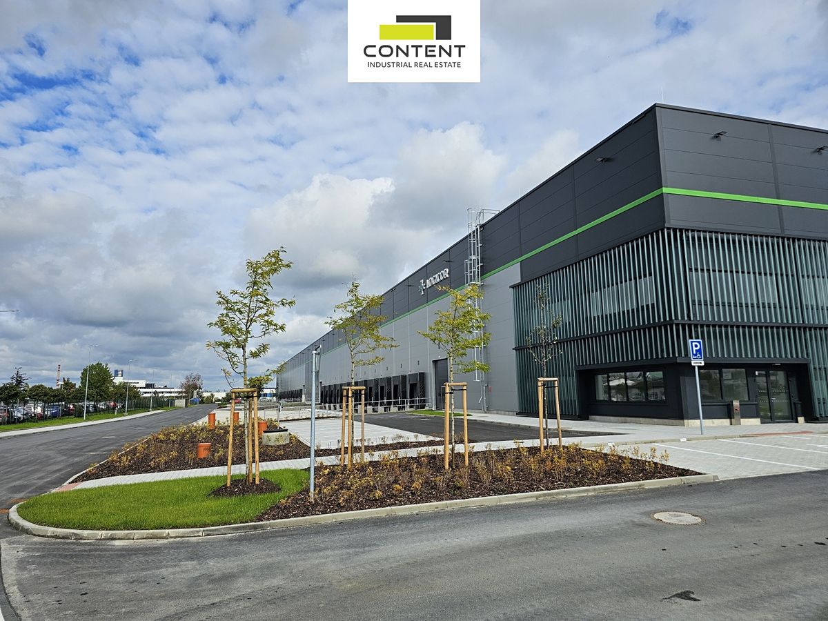 Pronájem skladového prostoru 5535 m²