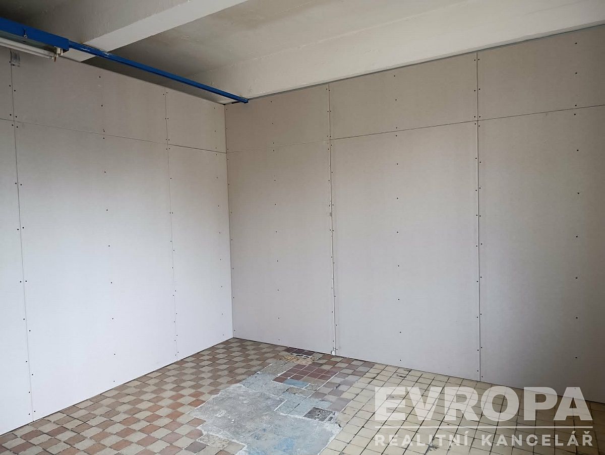 Pronájem skladového prostoru 10 m² – fotografie 2