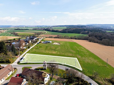 Prodej  stavebního pozemku 1 504 m²