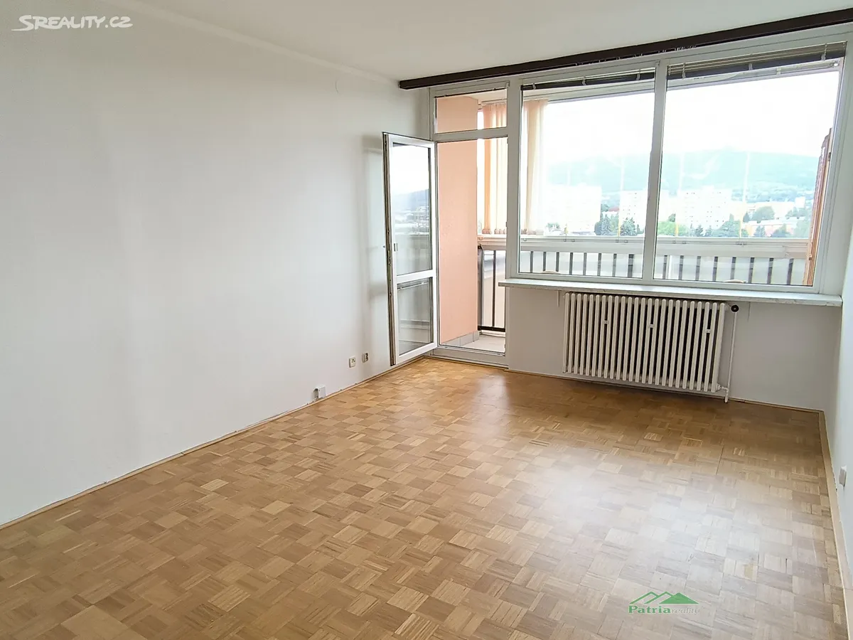 Pronájem bytu 4+1 82 m² – pohled 3