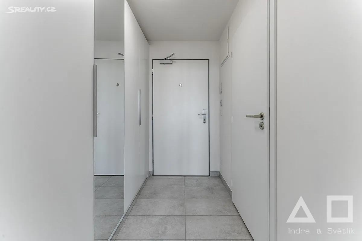 Pronájem bytu 1+kk 29 m² – další