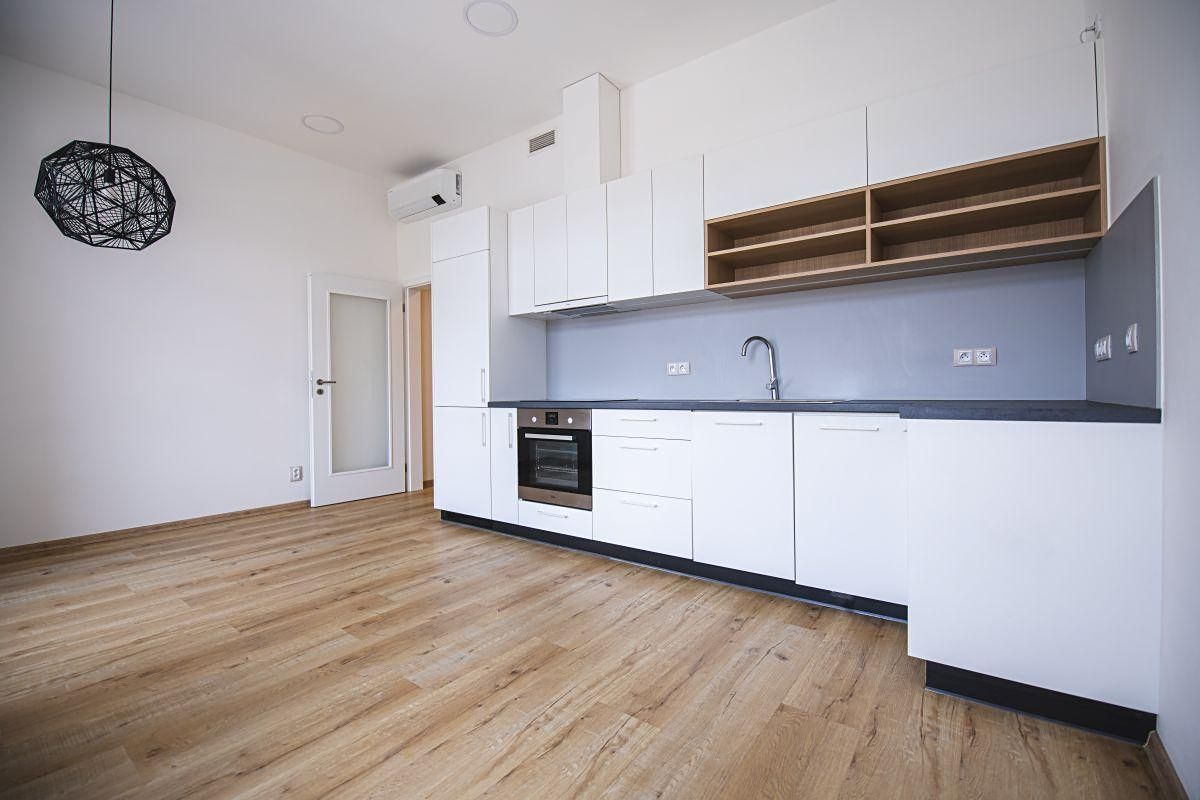 Pronájem bytu 1+kk 24 m²