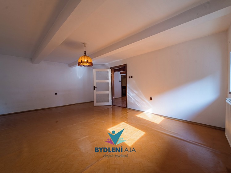 Haus zum Kauf, 300 m² (13 von 17)