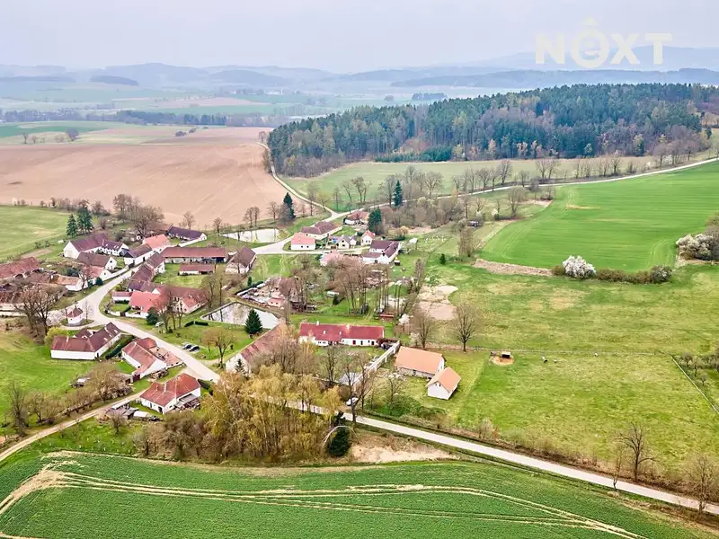 Prodej stavebního pozemku 6532 m², Předslavice – náhled fotky 3