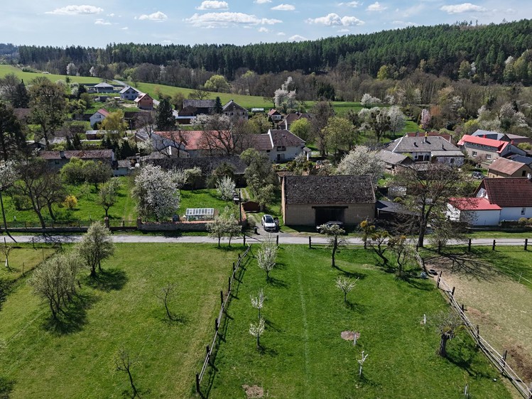 Prodej pozemku, 3 974 m² (2 z 6)