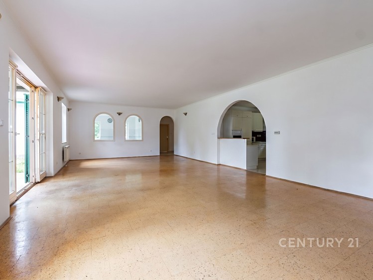 Будинок на продаж, 273 м² (6 з 39)
