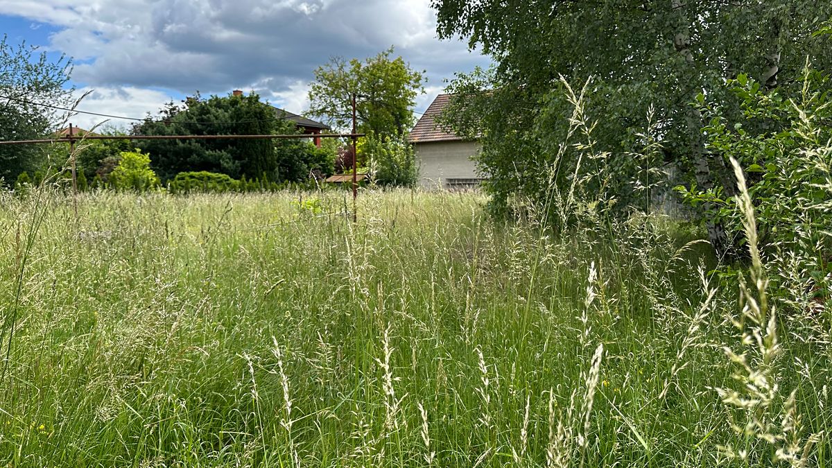 Prodej stavebního pozemku 1147 m², Mukařov – fotka 1 z 3