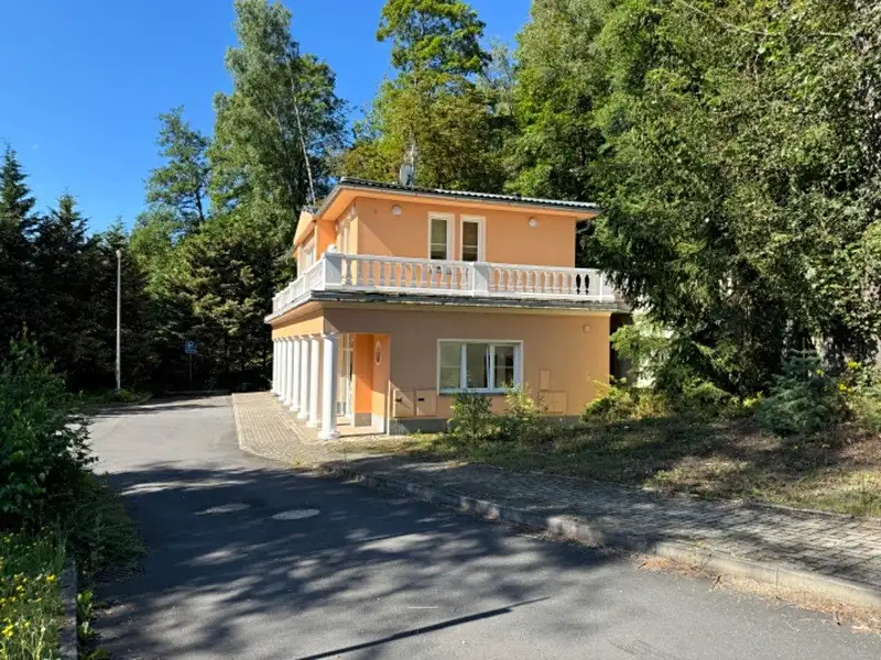 Prodej vily 160 m², pozemek 1 m², Karlovy Vary – náhled fotky 3