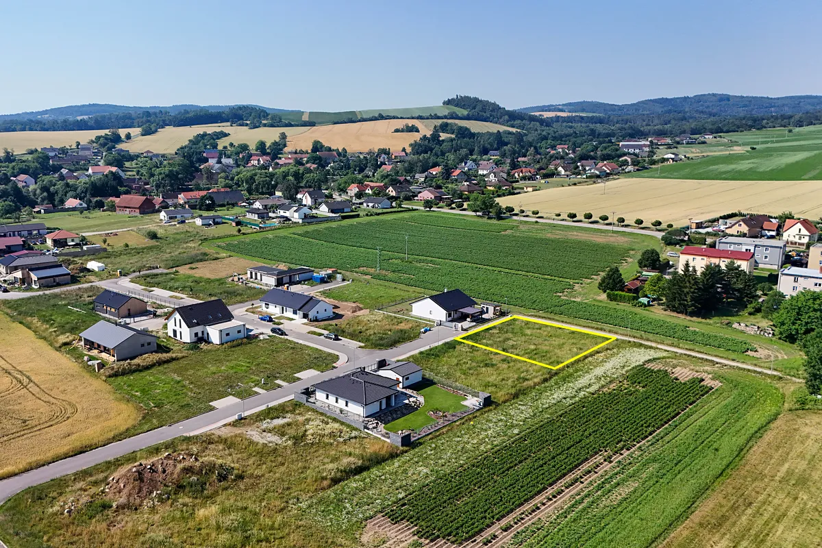 Prodej stavebního pozemku 762 m²
