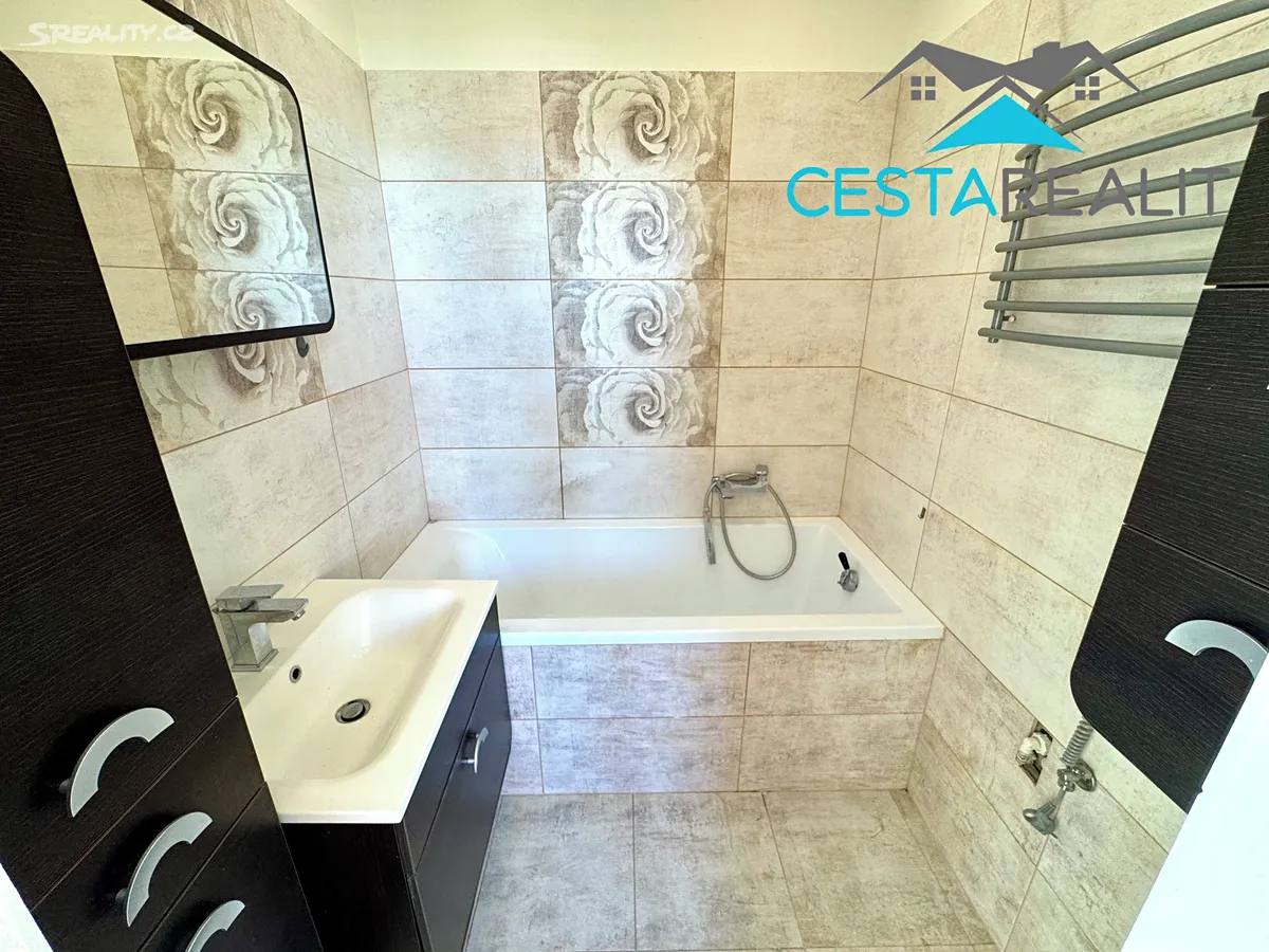 Prodej bytu 3+1 62 m², U Střelnice