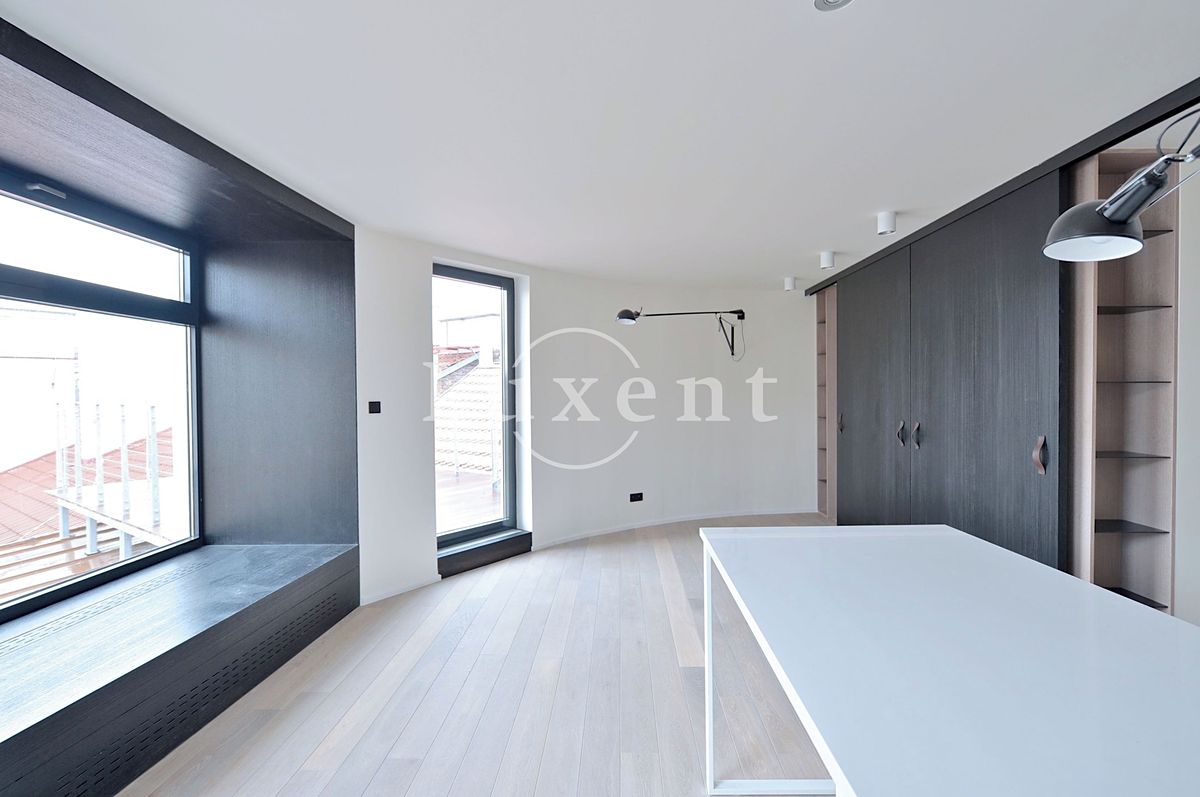 Pronájem bytu 2+kk 60 m² – fotografie 3