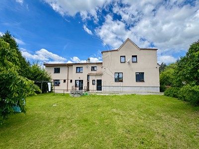 Prodej  rodinného domu 165 m², pozemek 889 m²