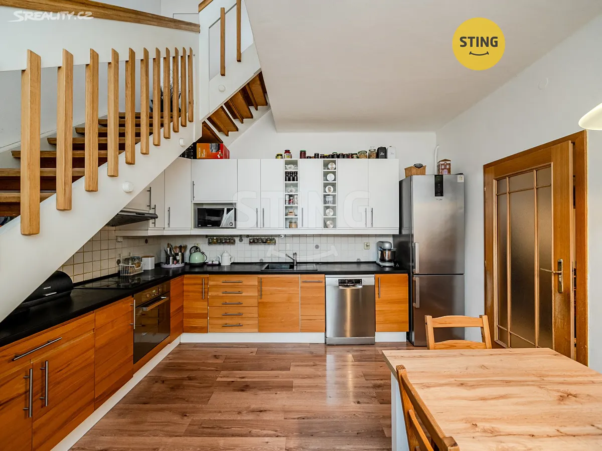 Prodej bytu 4+1 96 m², Ostrava