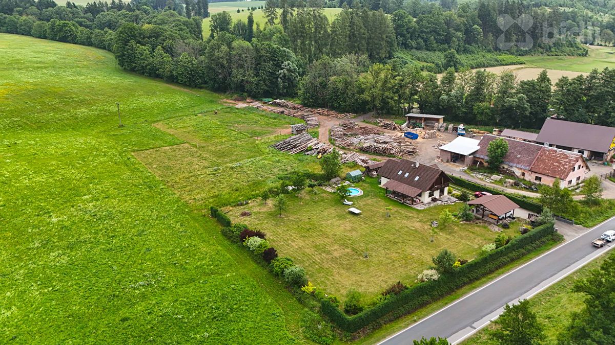 Prodej stavebního pozemku 1285 m²