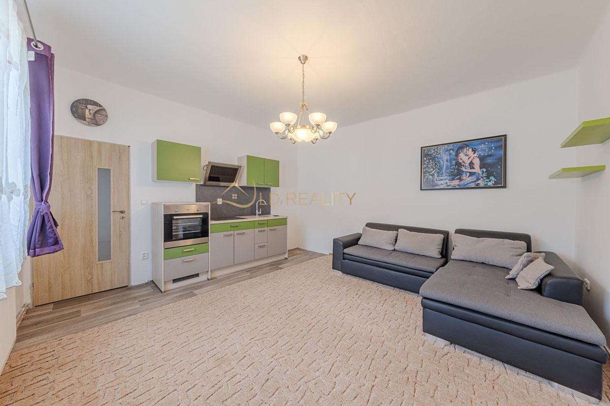 Pronájem bytu 3+kk 70 m² – fotografie 2