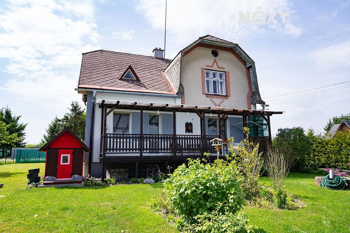 Prodej rodinného domu 178 m², pozemek 1332 m² – fotografie 2