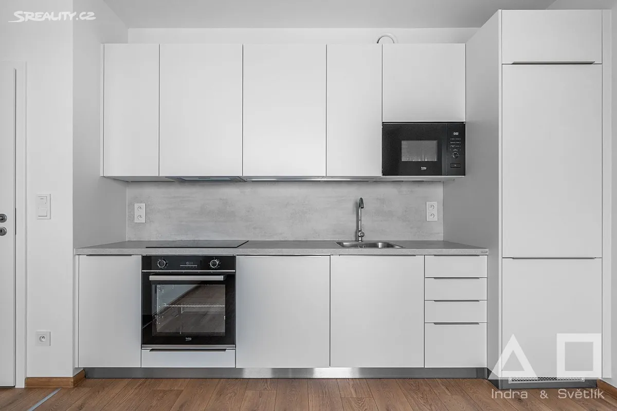 Pronájem bytu 1+kk 29 m² – pohled 4