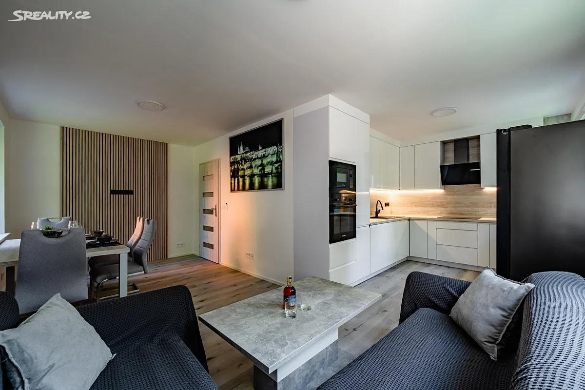 Prodej bytu 4+kk 88 m², Pardubice