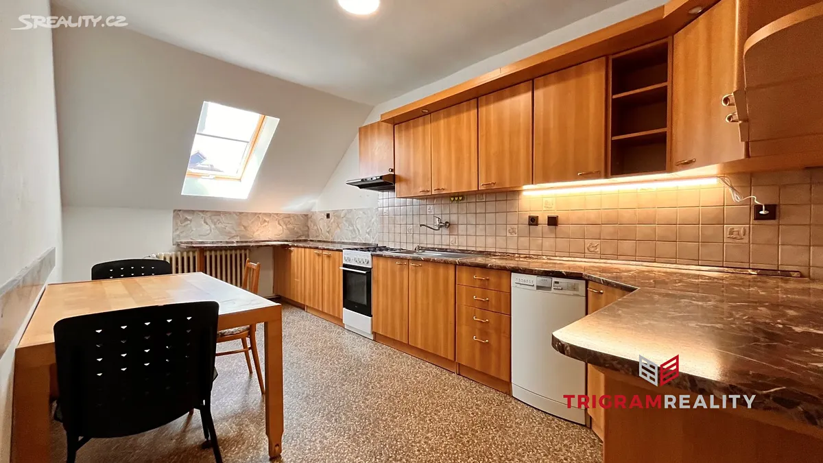 Pronájem bytu 3+1 91 m², Hradec Králové