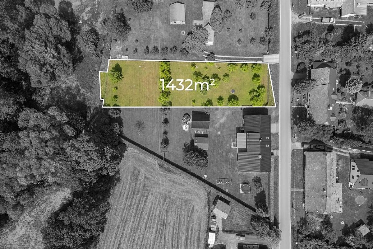 Prodej stavebního pozemku 1432 m²