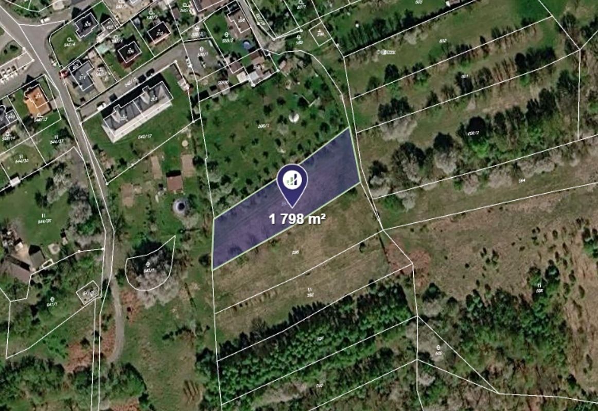 Prodej pole 1798 m²