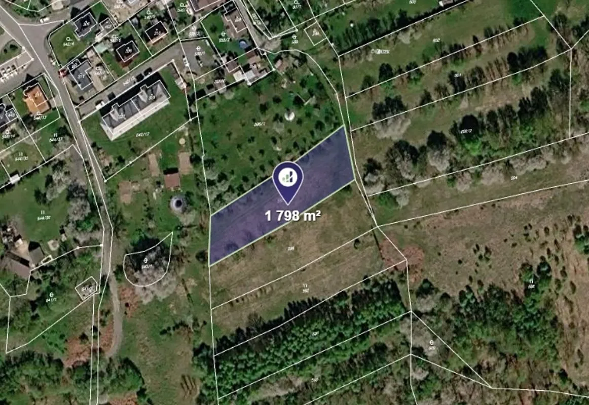 Prodej pole 1798 m²