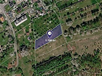 Prodej pole 1798 m²