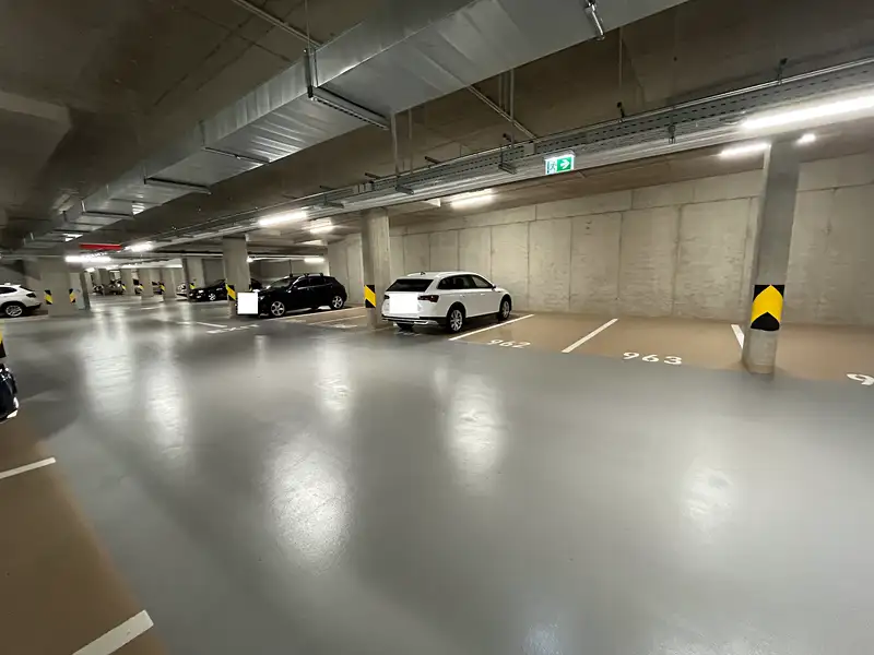 Prodej garážového stání 13 m², Praha – náhled fotky 2