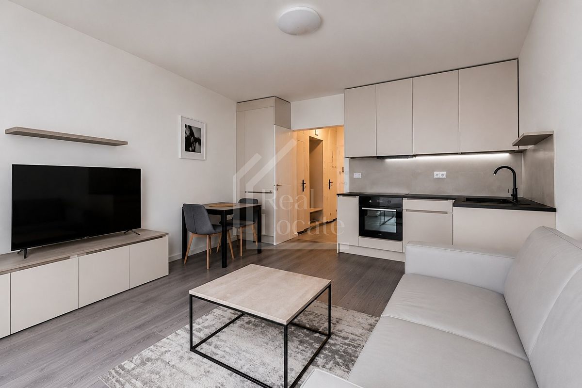 Pronájem bytu 1+kk 32 m²