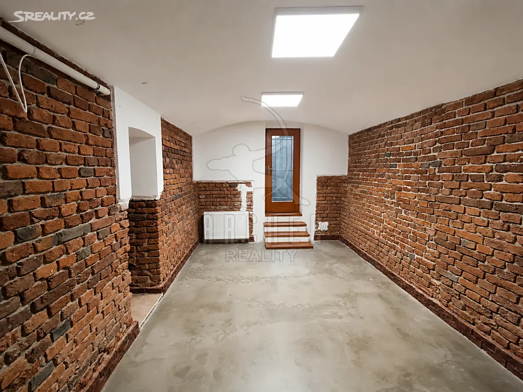 Pronájem komerční nemovitosti 45 m², Chvalova