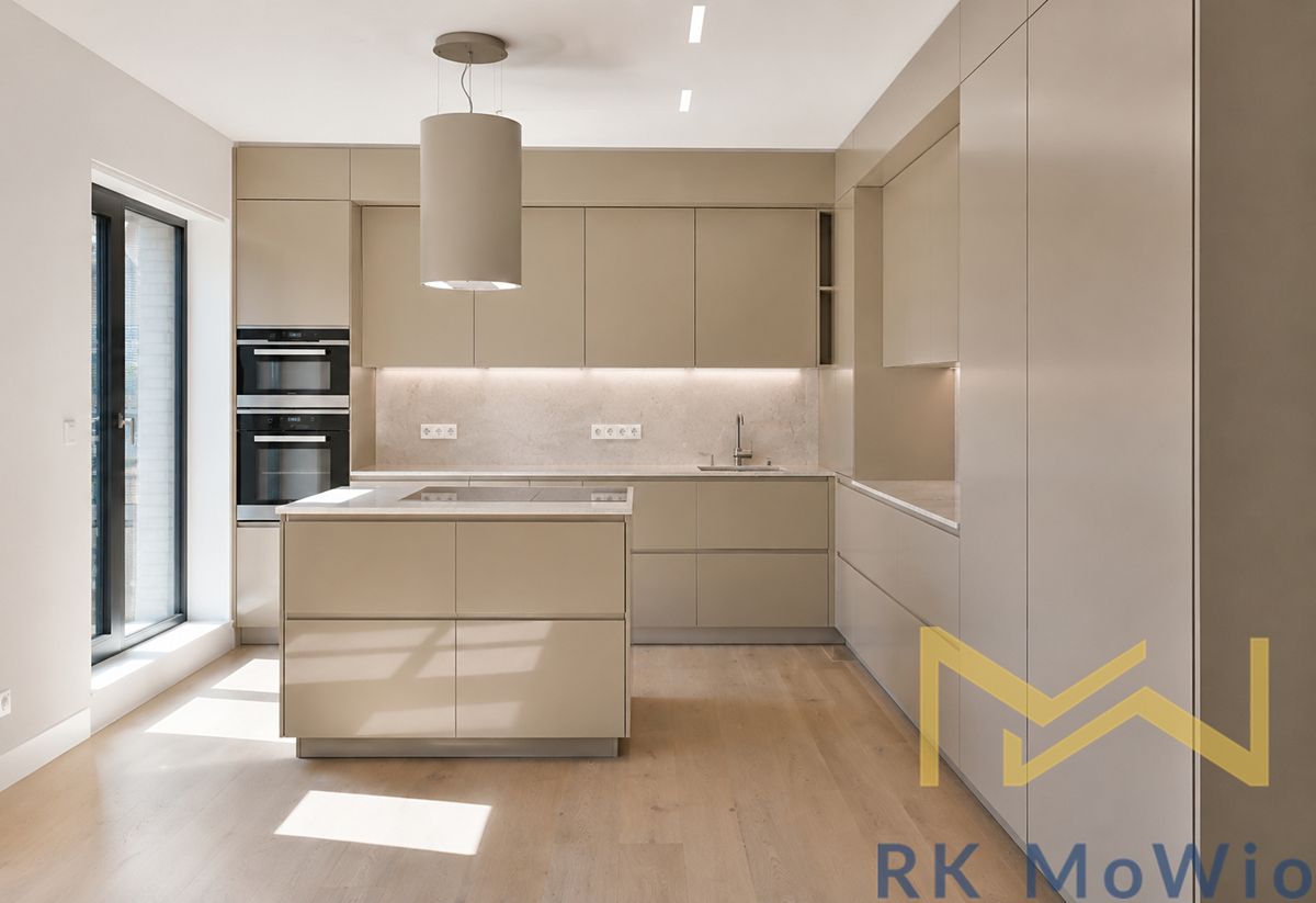 Pronájem bytu 4+kk 193 m²