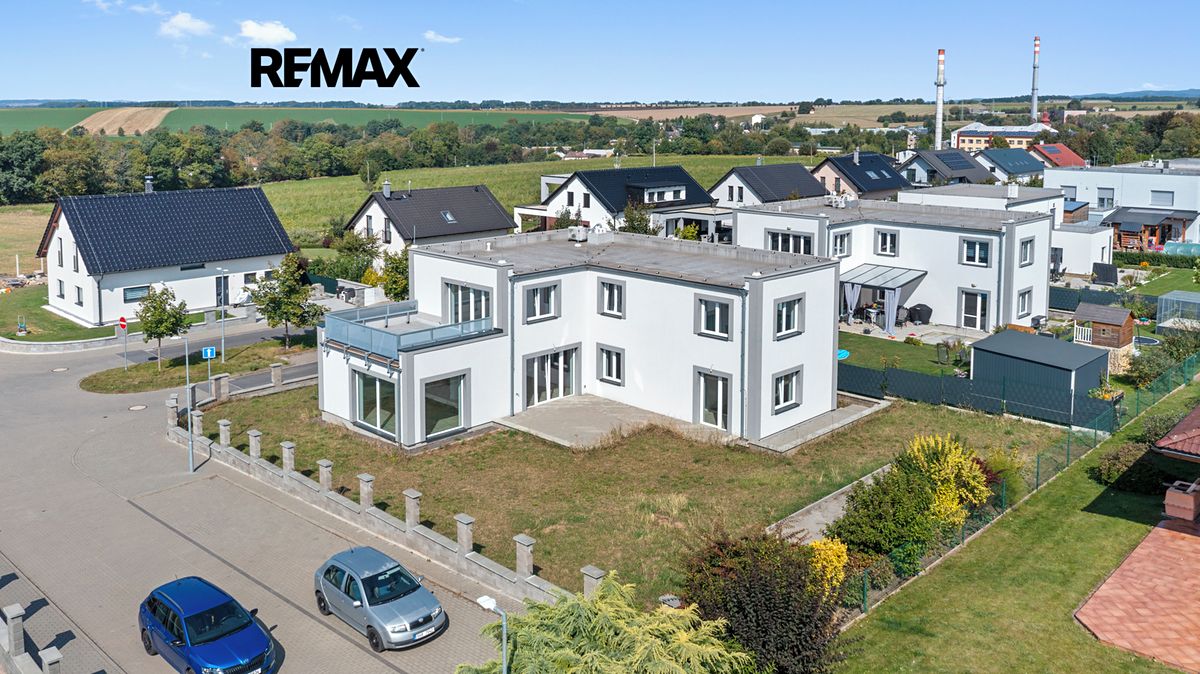 Prodej rodinného domu 198 m², pozemek 682 m²