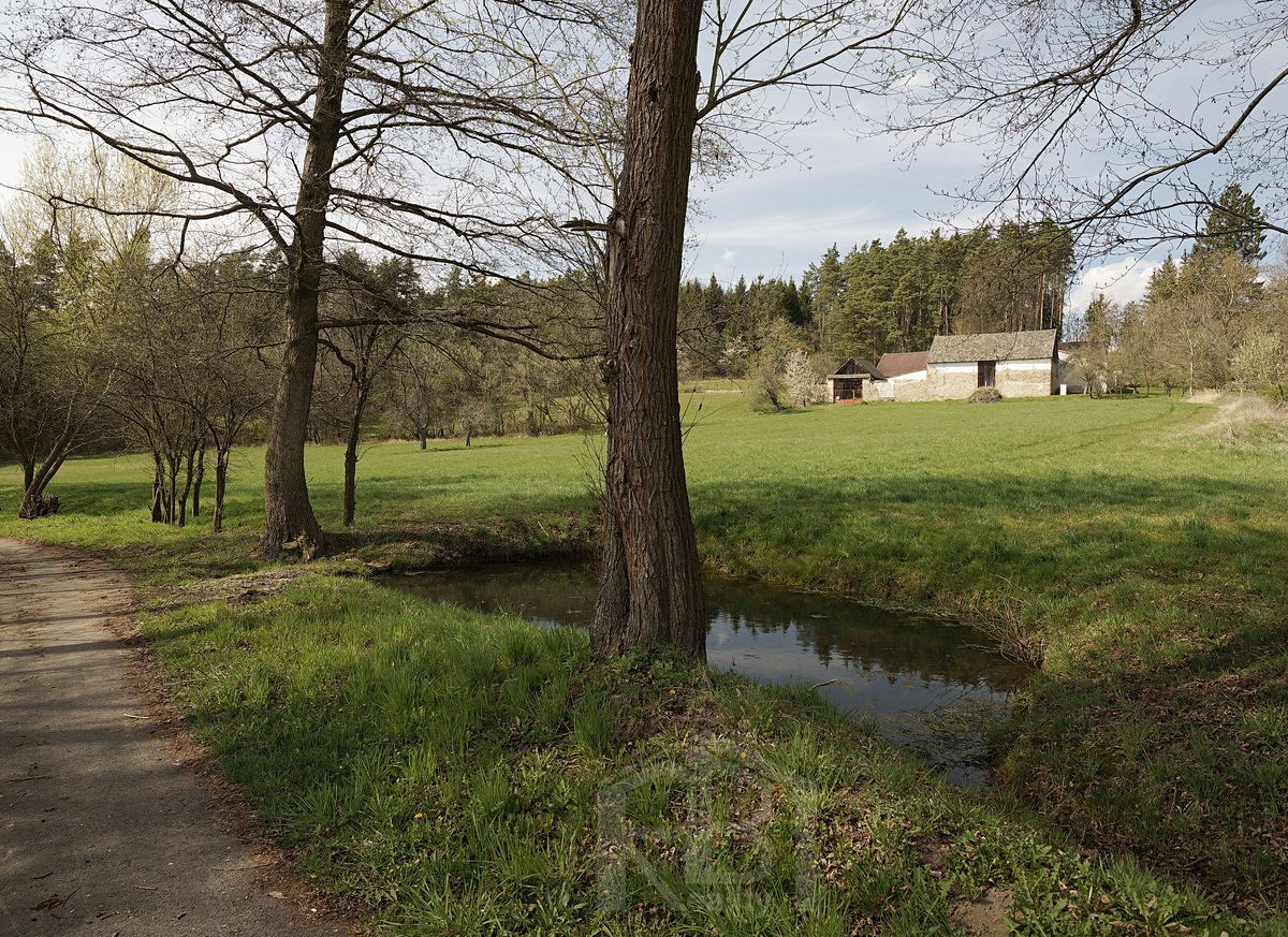 Prodej zemědělské usedlosti 109 m², pozemek 19728 m²