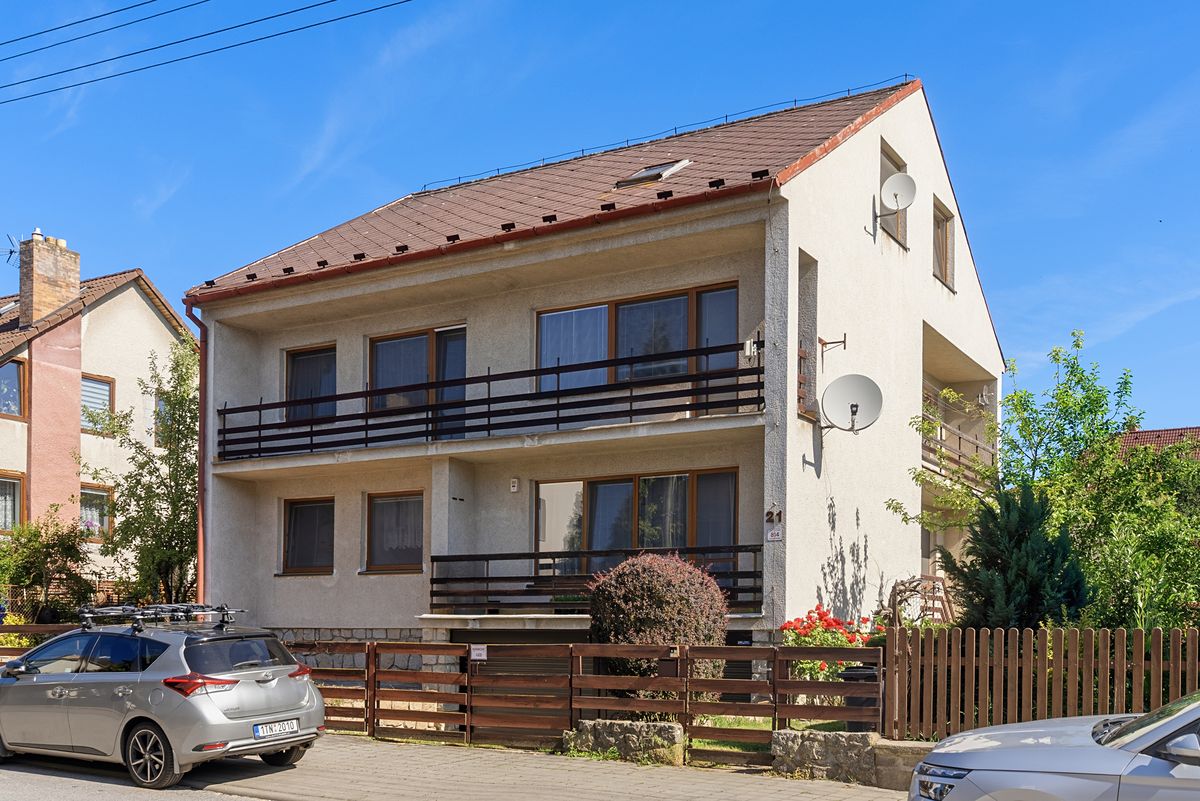 Prodej rodinného domu 235 m², pozemek 662 m² – fotografie 5