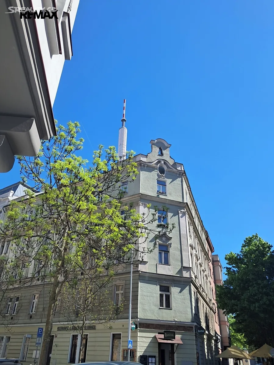 Pronájem obchodního prostoru 71 m² – pohled 3