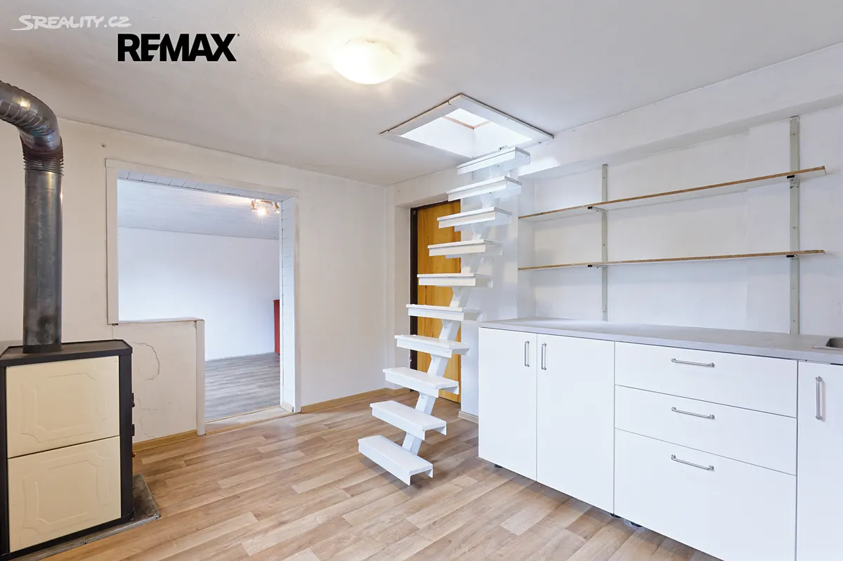 Prodej chaty 55 m², pozemek 357 m² – pohled 3